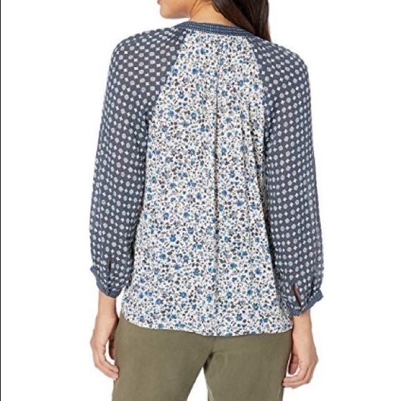 Border Print Peasant Top - Picture 4 of 5